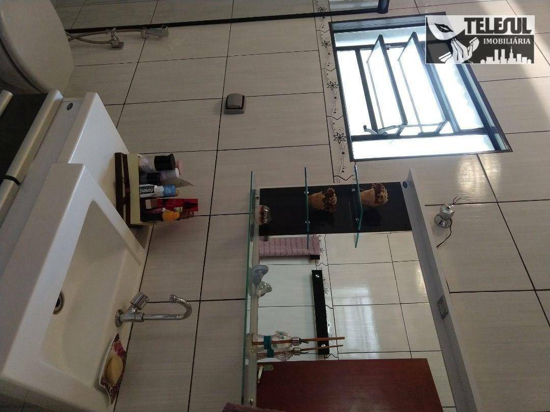 Casa à venda com 3 quartos, 331m² - Foto 22