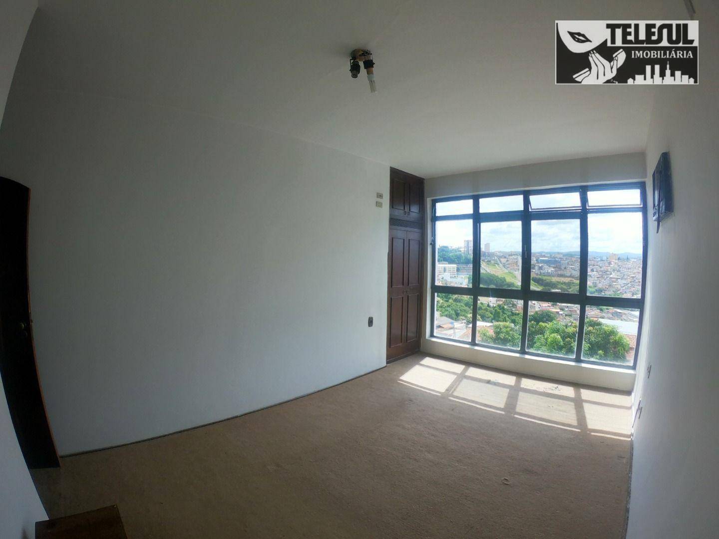 Casa à venda com 5 quartos, 303m² - Foto 11