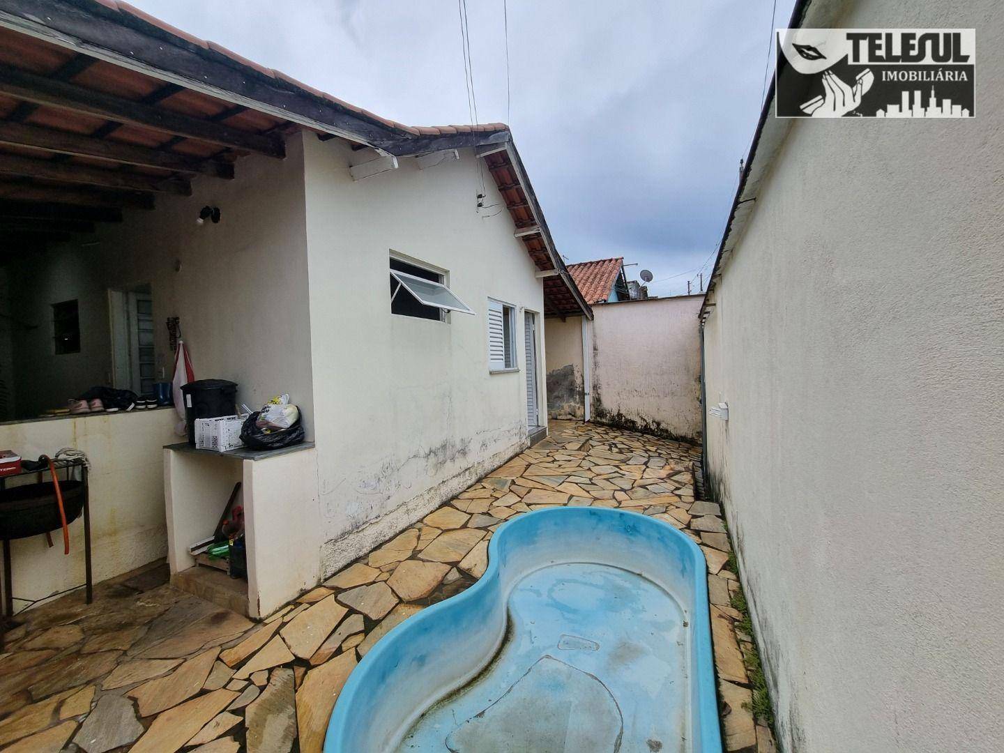 Casa à venda com 1 quarto, 200m² - Foto 8