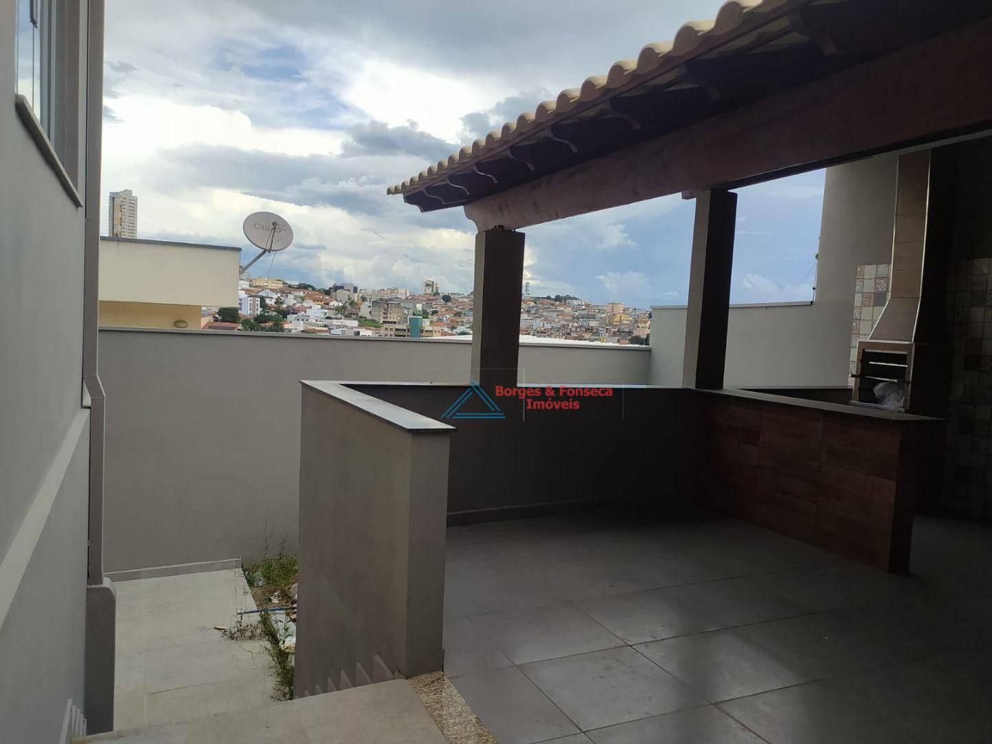 Casa à venda com 3 quartos, 256m² - Foto 6