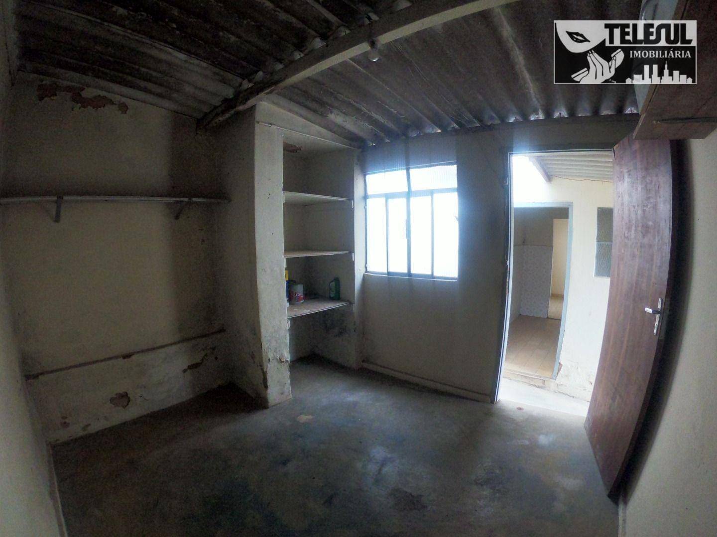 Casa à venda com 5 quartos, 250m² - Foto 10